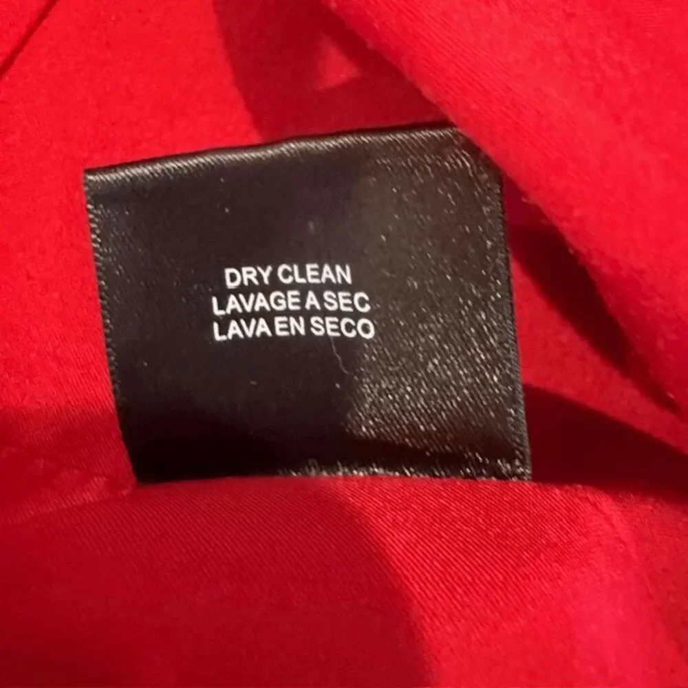 NWOT Badgley Mischka Red Mock Neck Knee Length Dress Pintucks Back Zip Size 4 - Picture 10 of 14